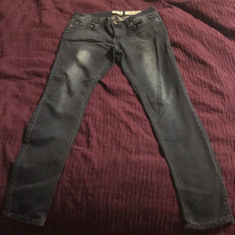Dark Wash, stretch Skinnies